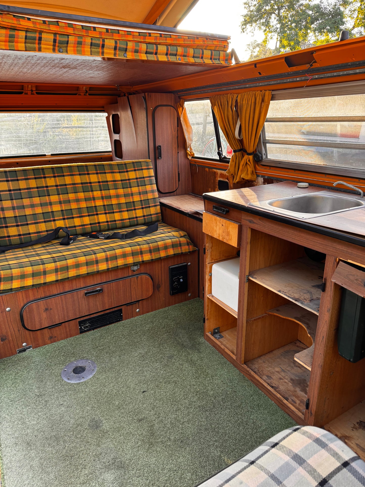 1977 Volkswagen Westfalia Bus