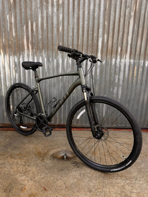 Used Giant Roam Off-Road On-Road - Gravel