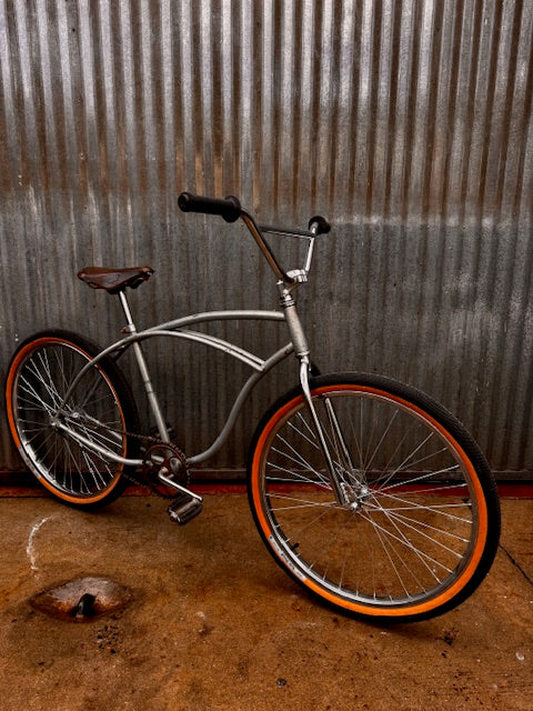 Vintage Strand Style Big BMX Cruiser – Coco's Variety Vintage Strand Style Big BMX Cruiser – Coco's Variety