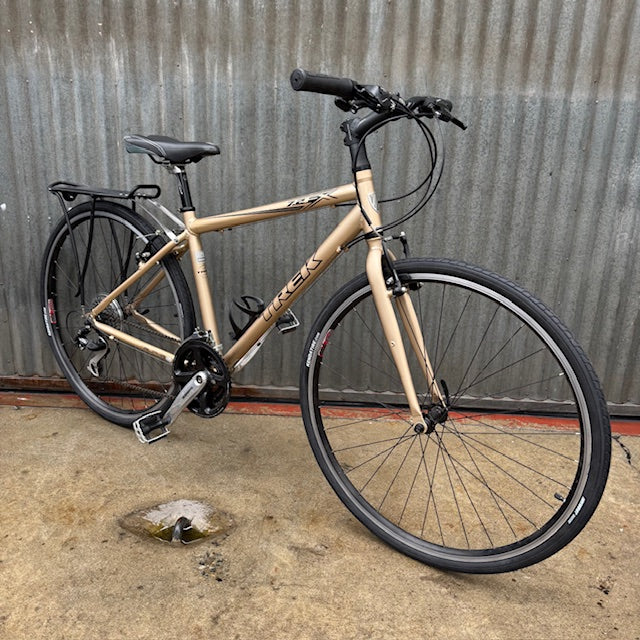 Used Trek Hybrid City Bike with Rack in Los Angeles