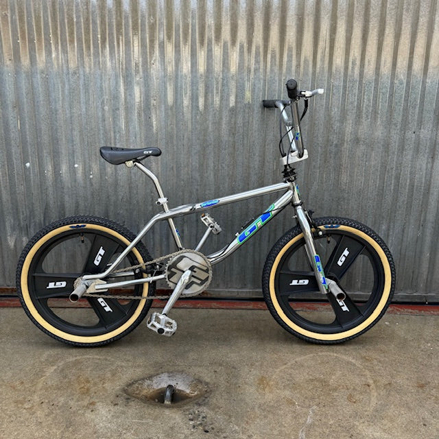 1997 Gt Performer Blue 1997 GT Performer - Main Image