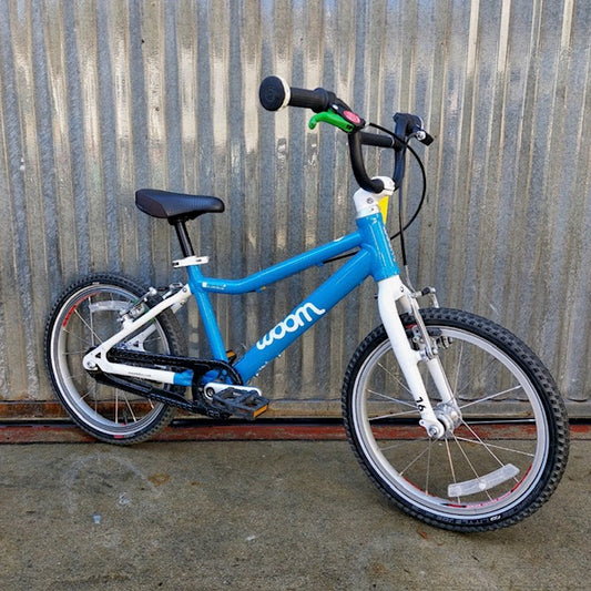 Used Blue Woom 3 Kid's Bike