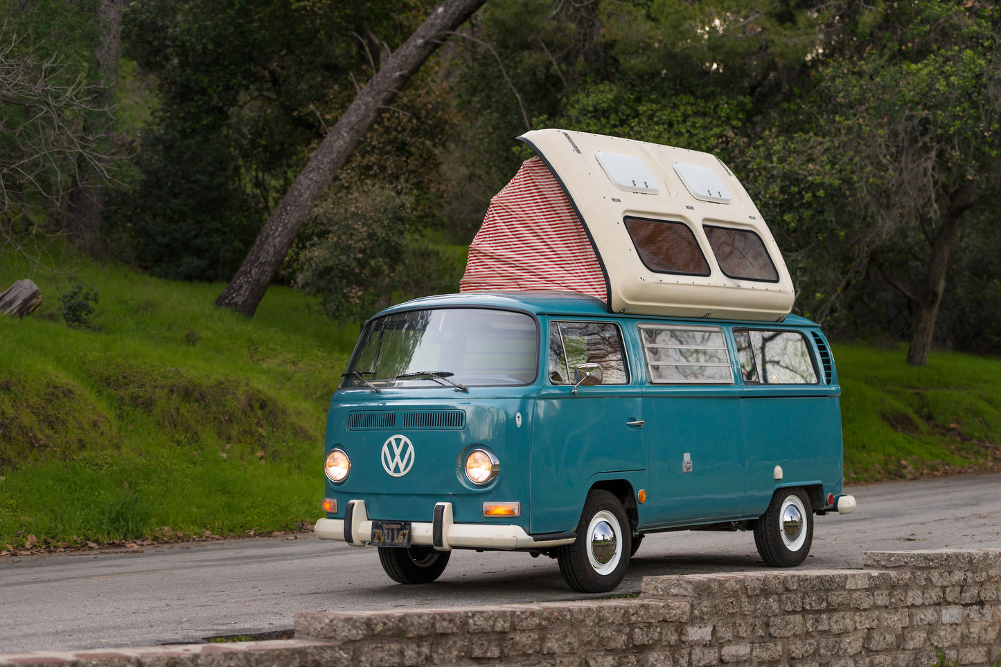 Classic VW Bus Camper Van - 1969 - Blue Beauty - Studio Rental - Picture Car