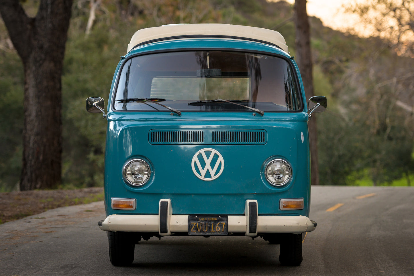 Classic VW Bus Camper Van - 1969 - Blue Beauty - Studio Rental - Picture Car
