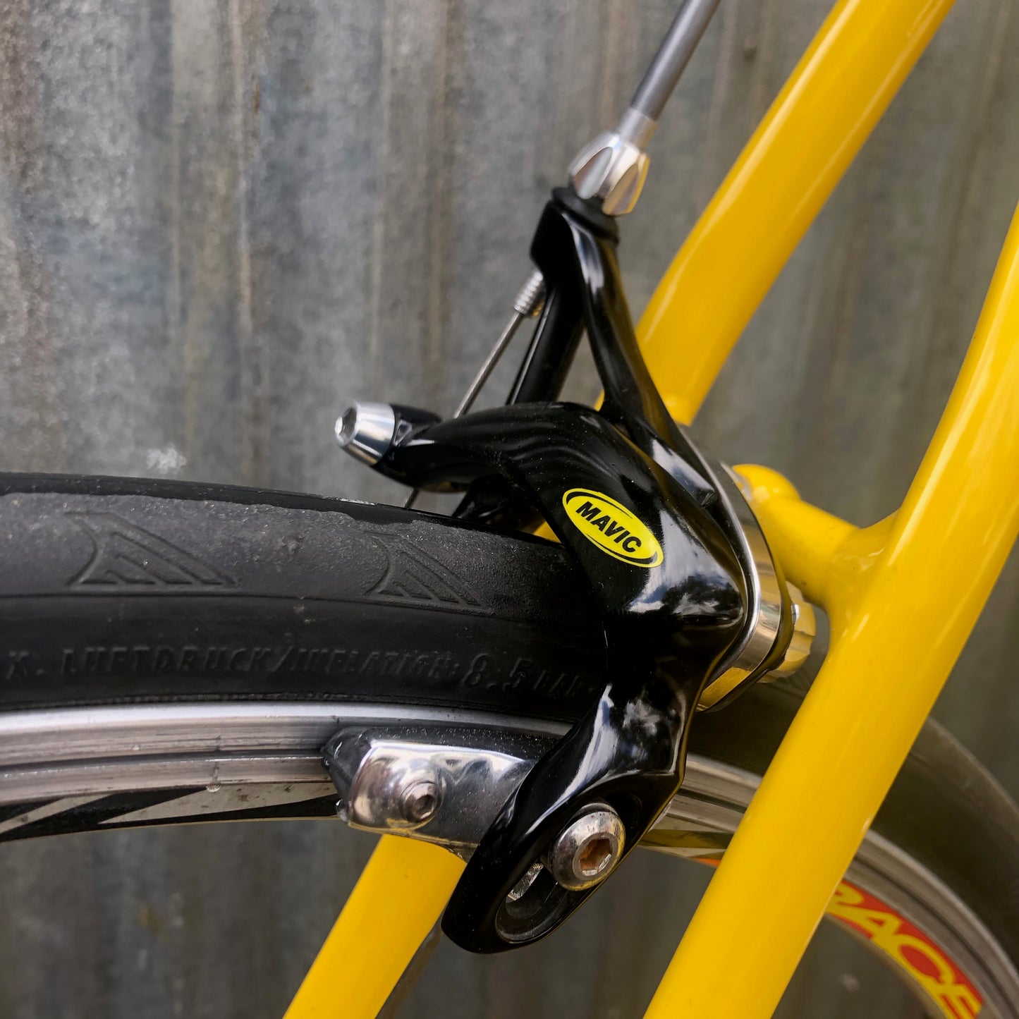 Cannondale Neutral Service Race Bike