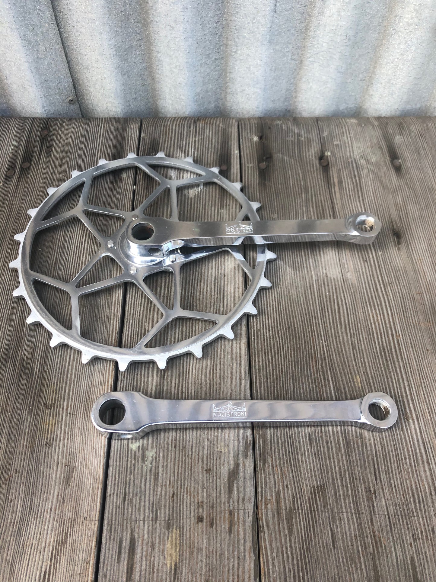Magistroni Inch Pitch Pista Cranks - 24t - Non Plated Chain Ring Bolts