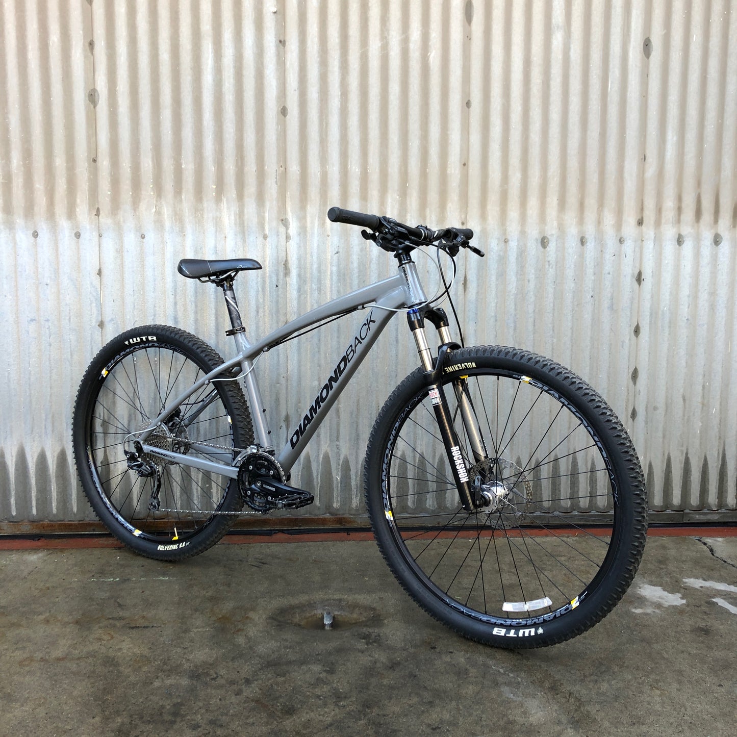 Mountain Bike - Diamondback - Modern - 2017 Model - Studio Rental