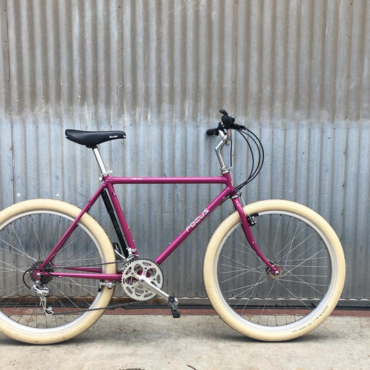 Focus MTB in Amazing Berry Color with Black Deerhead Thumb Shifters
