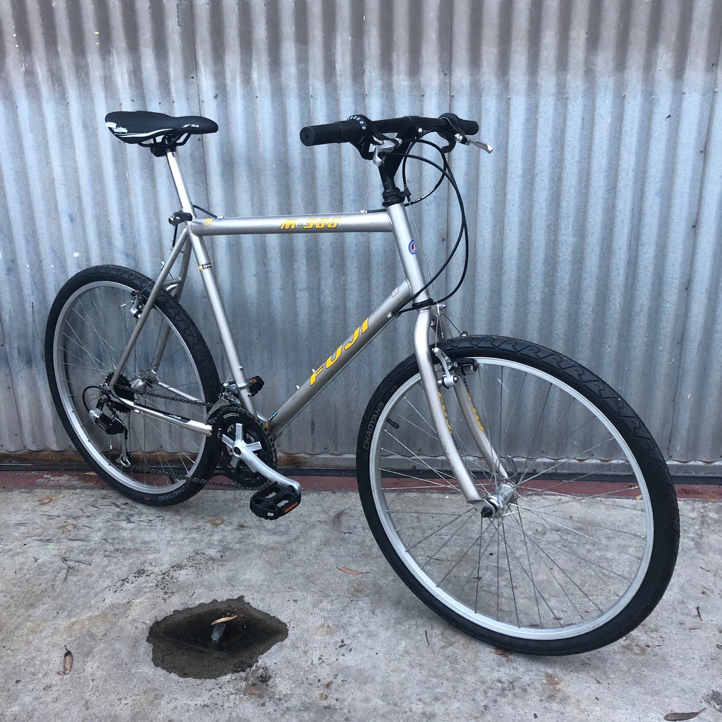 Fuji Basic Get Around City Bike - Nice Quality