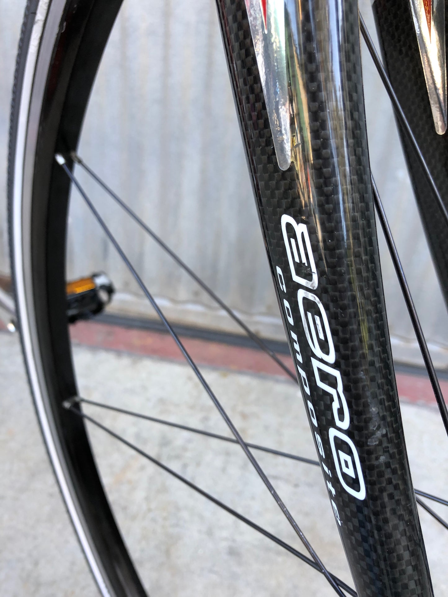 Giant Cypress SL City Bike - Light Aluminum and Carbon - Flatbar Ultegra