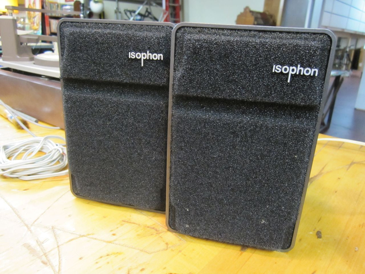 Isophon Diamont 2000 Bookshelf Speakers (NOS)