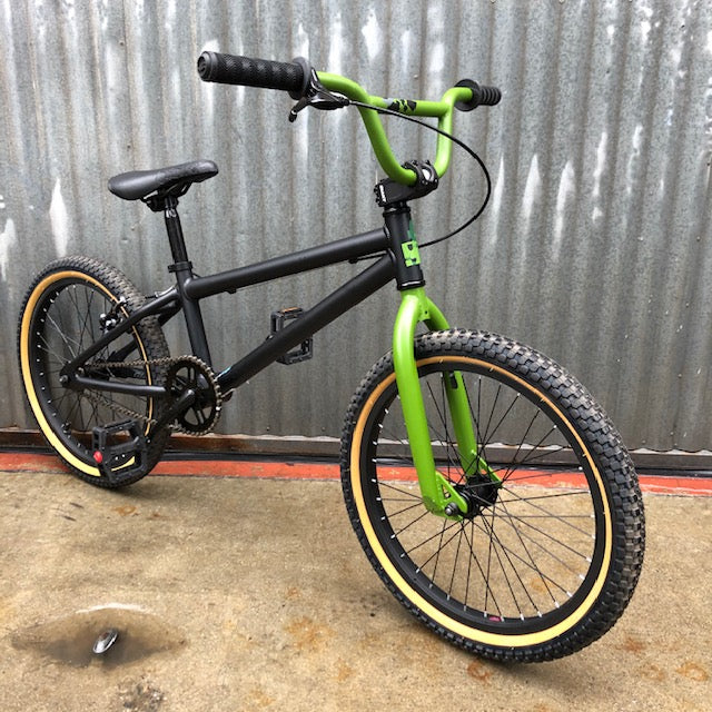 giant bmx bicycles Giant BMX Bikes