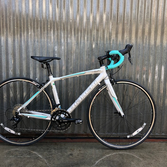 Used Bianchi Via Nirone - Sora Grade - Performance Road Bike