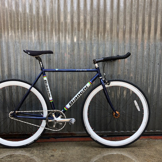 Performance Fixie - Bianchi Pista - Classic Messenger / Urban Bike - Studio Rental
