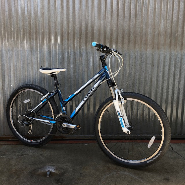 Used Trek 820 Mountain Bike