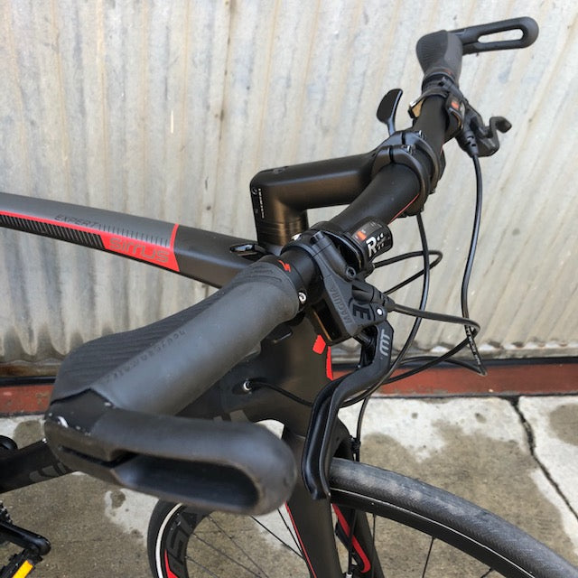 Used Specialized Sirrus Expert - High End Carbon Fiber Flat Bar Performance Road Bike