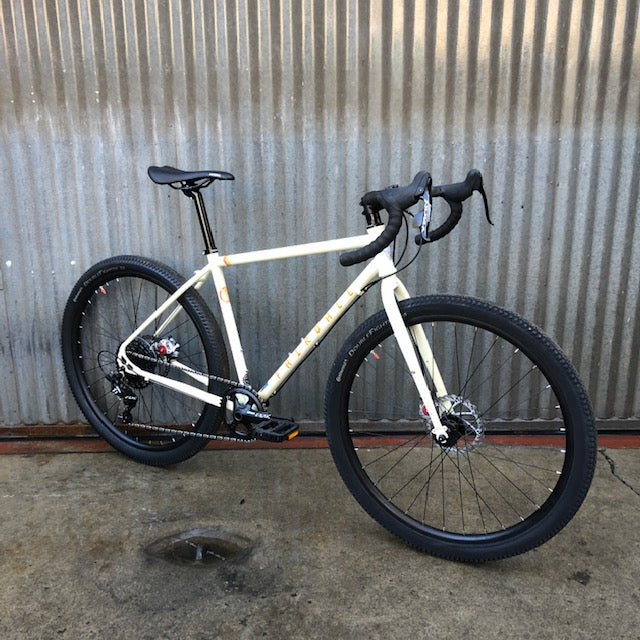 fairdale gravel bike Fairdale Weekender Nomad Drop Bar