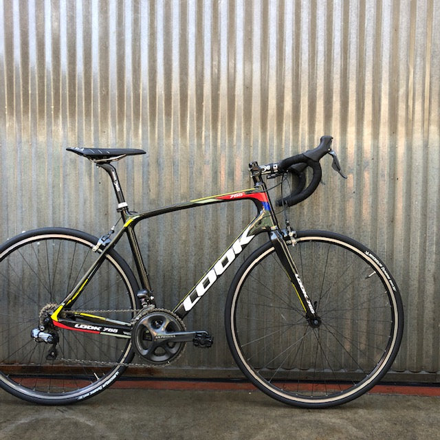 Road Bike - Very High End - Electronic Shifting - Carbon - Studio Rental