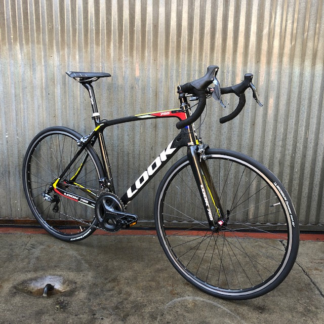 Road Bike - Very High End - Electronic Shifting - Carbon - Studio Rental