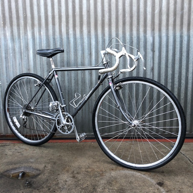 Vintage touring online bike