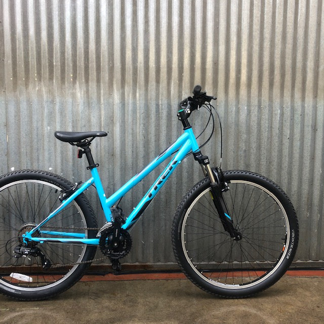 Trek 820 Trek Mtb Womens Used Trek 820 Mountain Bike
