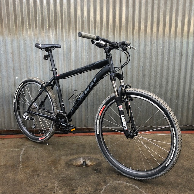 used mountainbike Used Specialized Rockhopper Mountain Bike – Coco's Variety