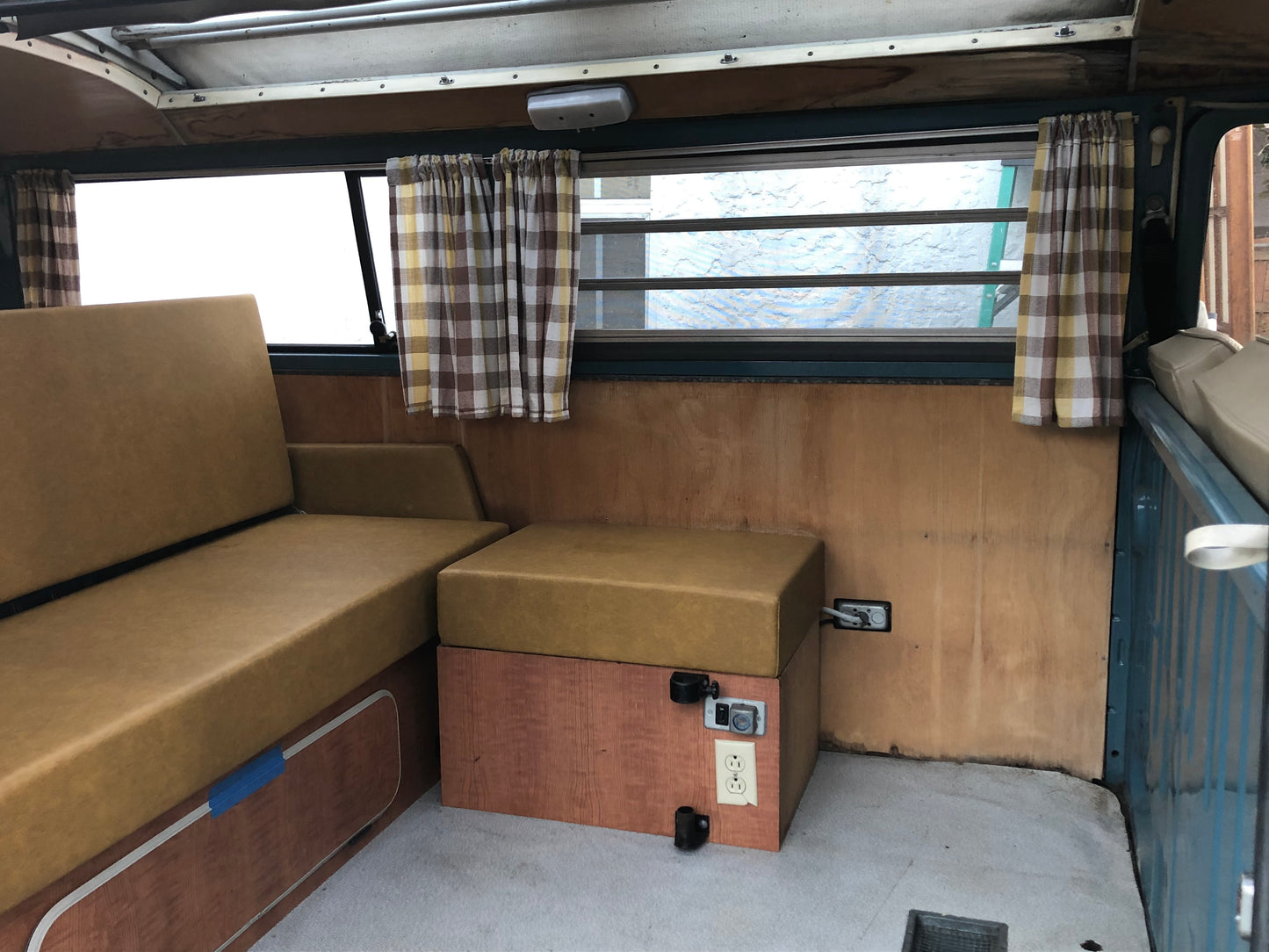 1969 Volkswagen Camper Bus with Dormobile Top and Westfalia 'Oslo' Interior