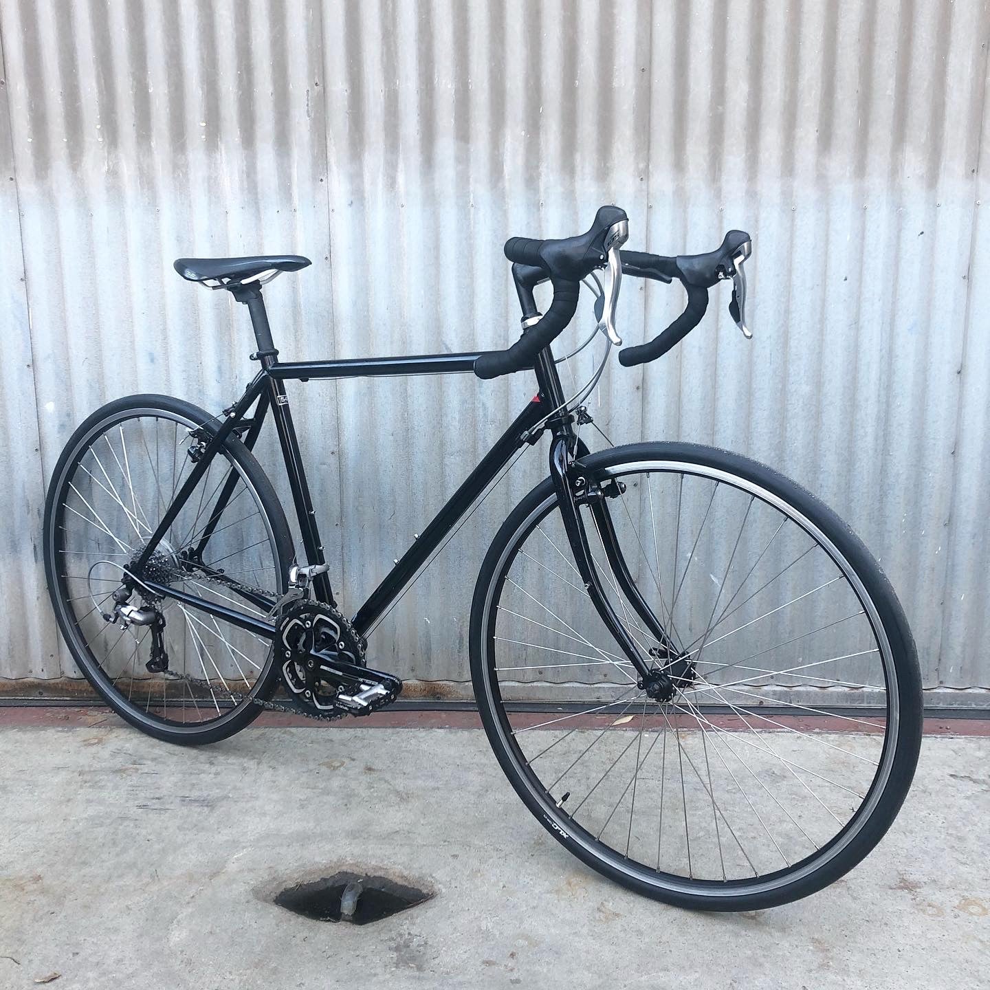cross gravel road bikes Black Road Bike - Adventure - Gravel - Cross - Light Touring
