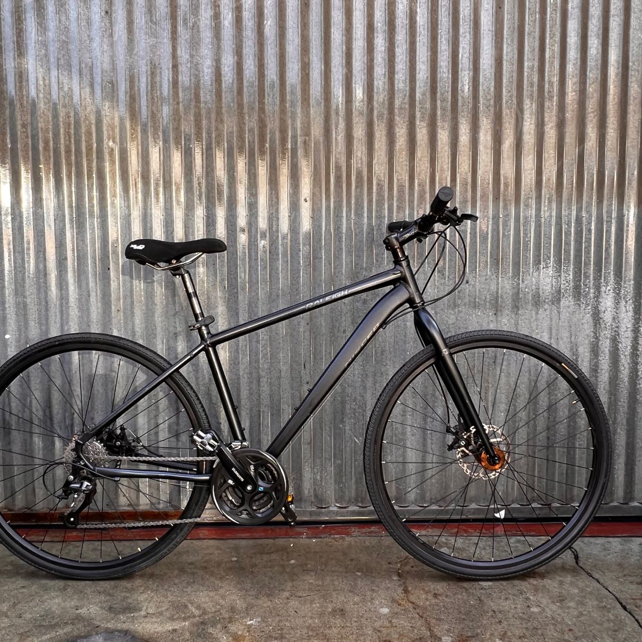 Raleigh 24-Speed - Used Hybrid City Bike