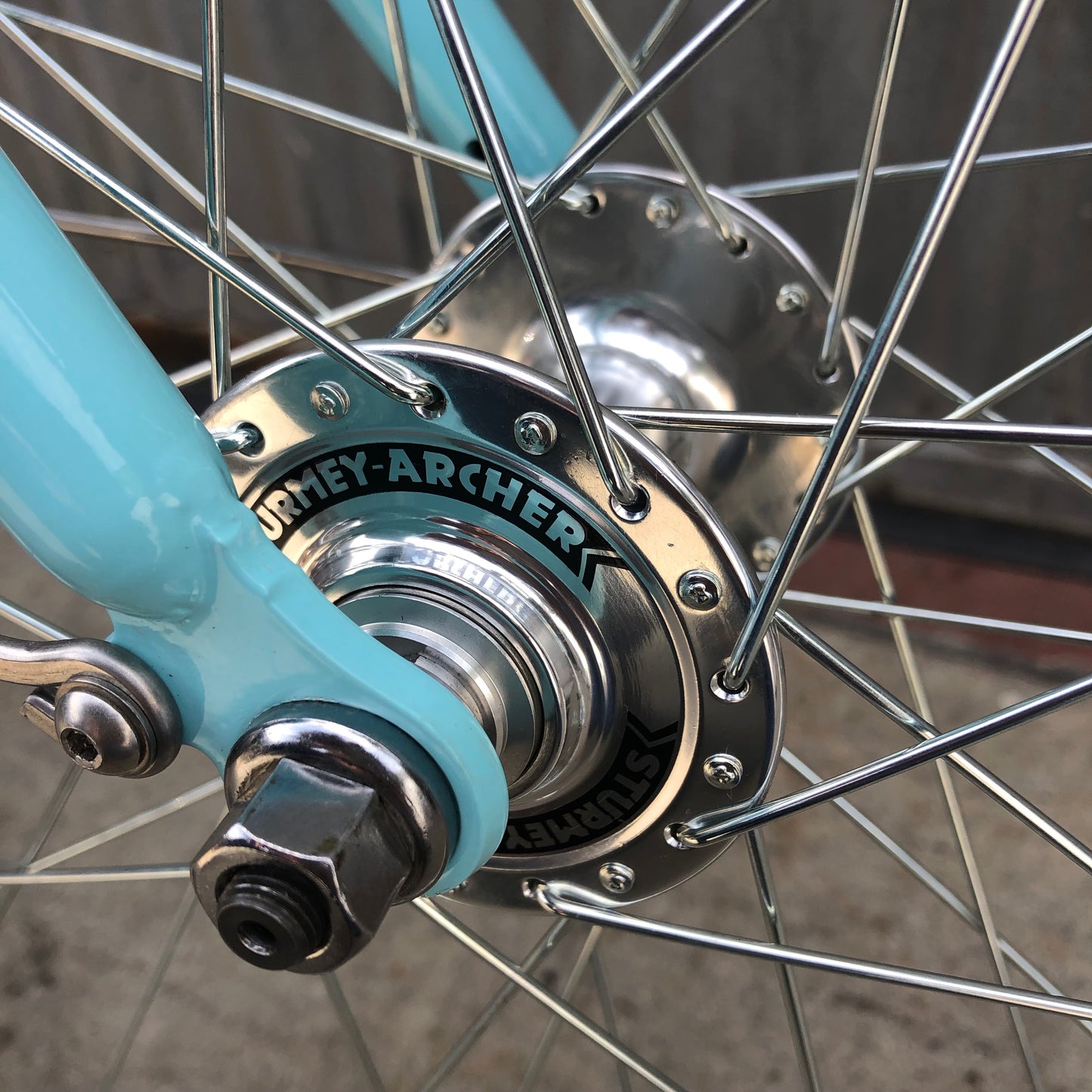 Raleigh Gala City Bike - Upright Dutch Linus Style Ride