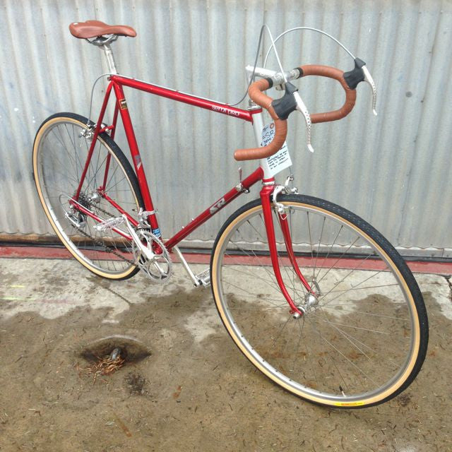 SR Semi Pro Large Road Bike