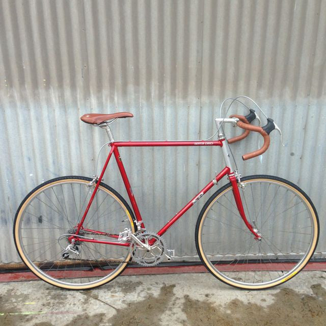 SR Semi Pro Large Road Bike