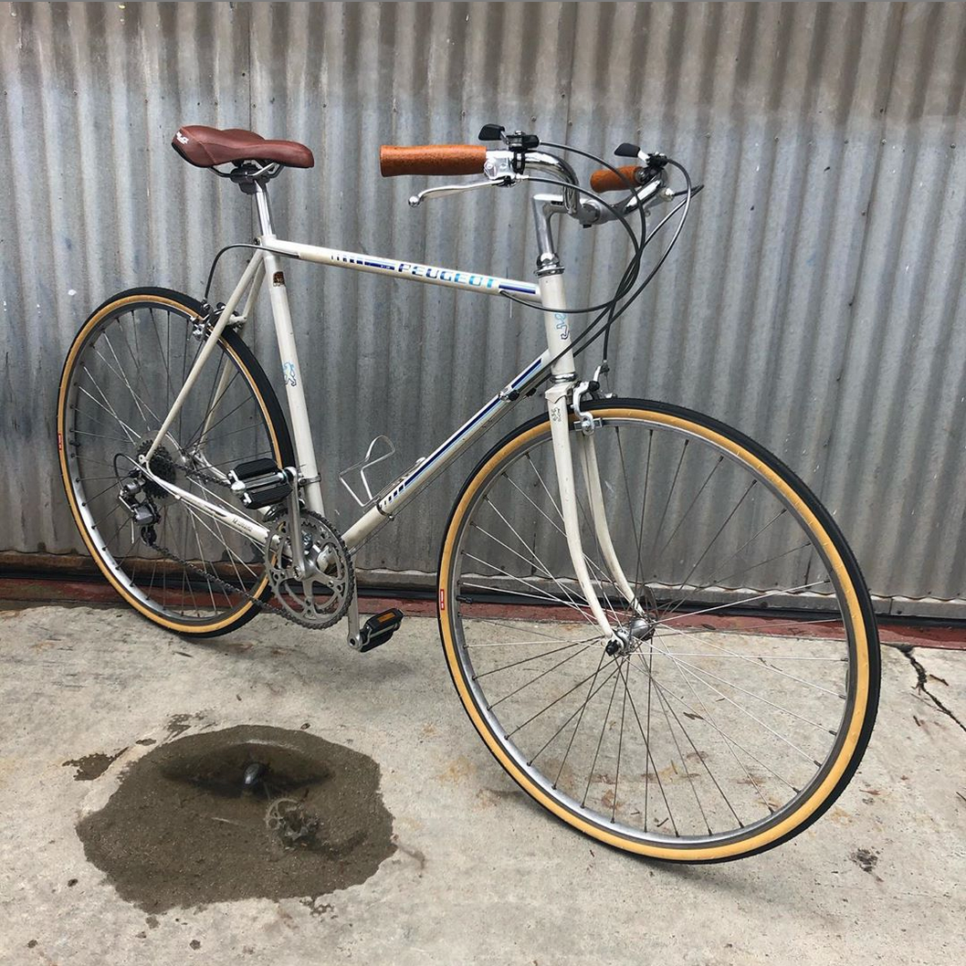 Vintage Peugeot City Bike - Baguette Slayer Style