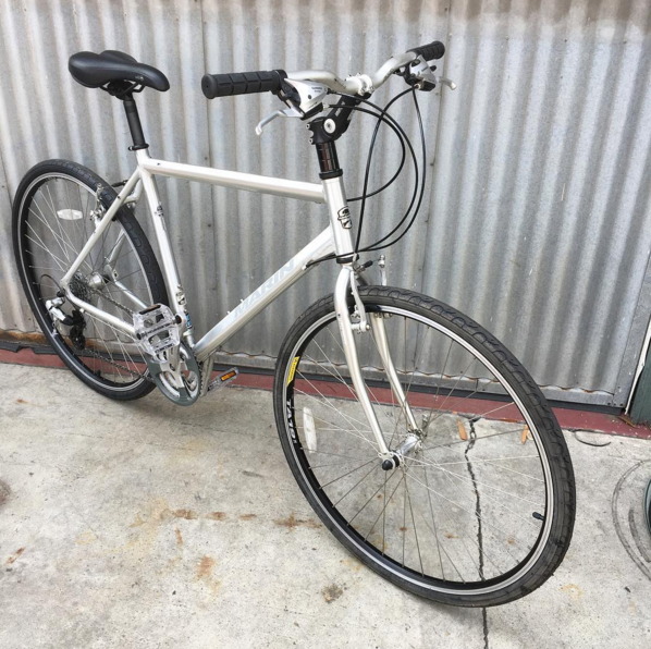 Marin Larkspur Lightweight Aluminum Hybrid City Bike