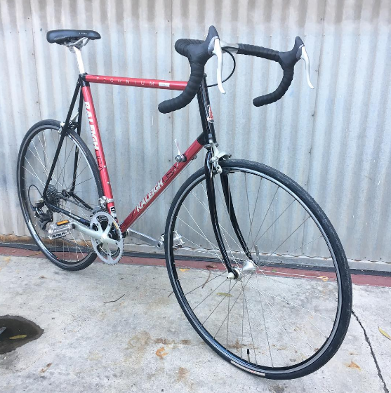 Raleigh Technium Pro Light Race Bike - Vintage Style!