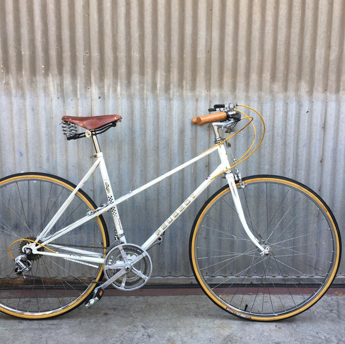 Peugeot Classic French City Bike - Mixte Stepthrough