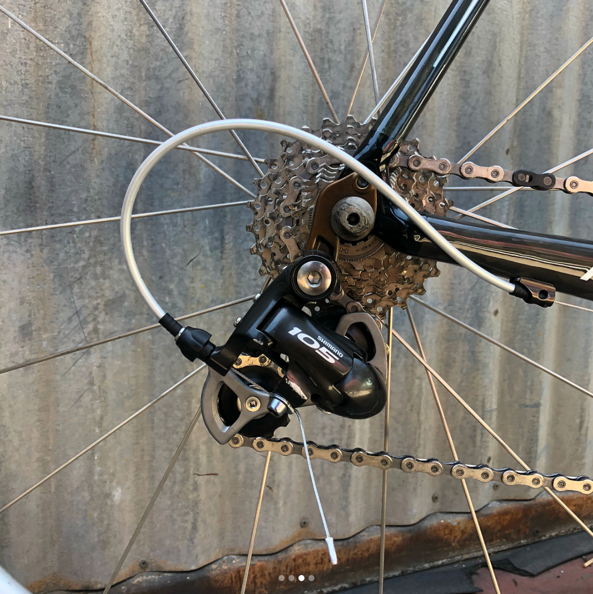 Specialzied Roubaix - Full Carbon - Large - 105 Equipped Road Bike