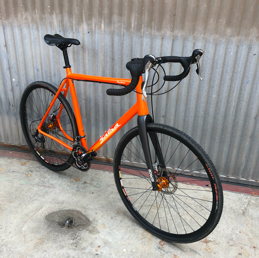 Salsa Warbird 2 - Gravel Racing - All Day - Long Distance Cross Bike