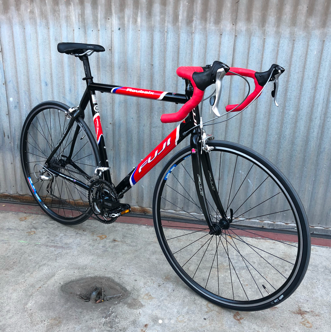 Fuji roubaix clearance shimano 105