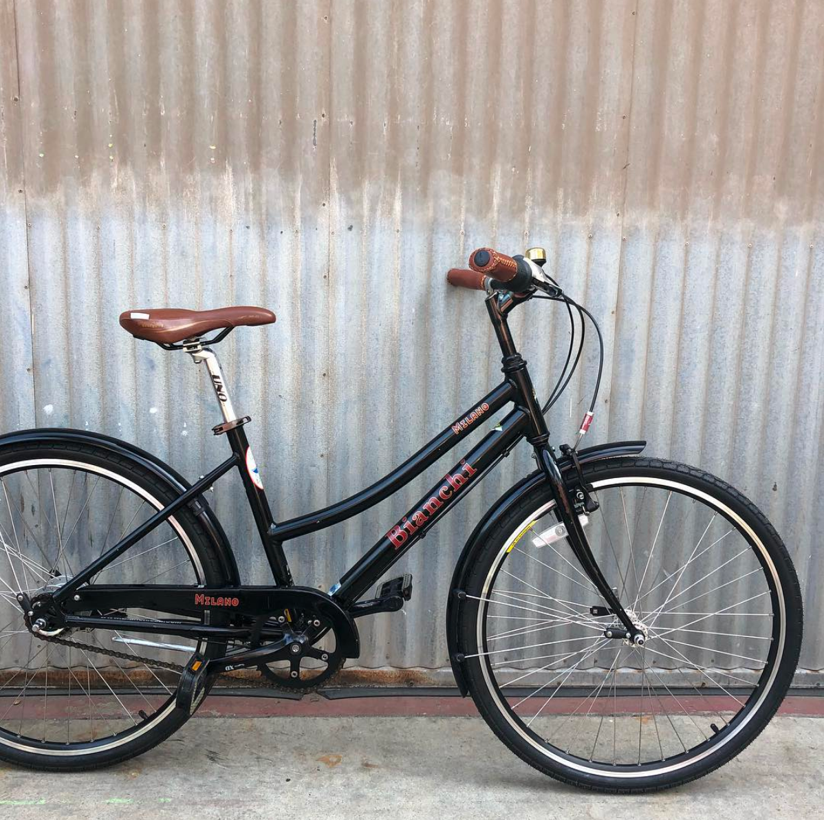 Bianchi Milano - 8 Speed Nexus Hub Used City Bike