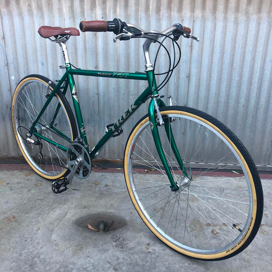 Trek 720 Multitrack Rebuilt as an Upright City Bike