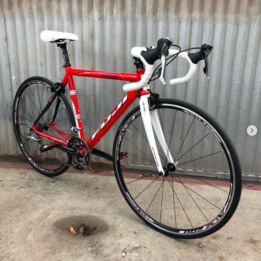 Fuji Roubaix - Clean Tiagra/105 Road Bike