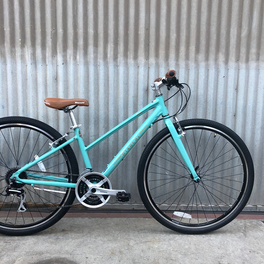 Bianchi Iseo Dama - Women's Hybrid - Close Out - Celeste Green