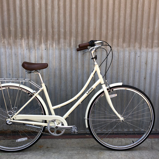 Women's Linus Dutchi - Cream - Studio Rental