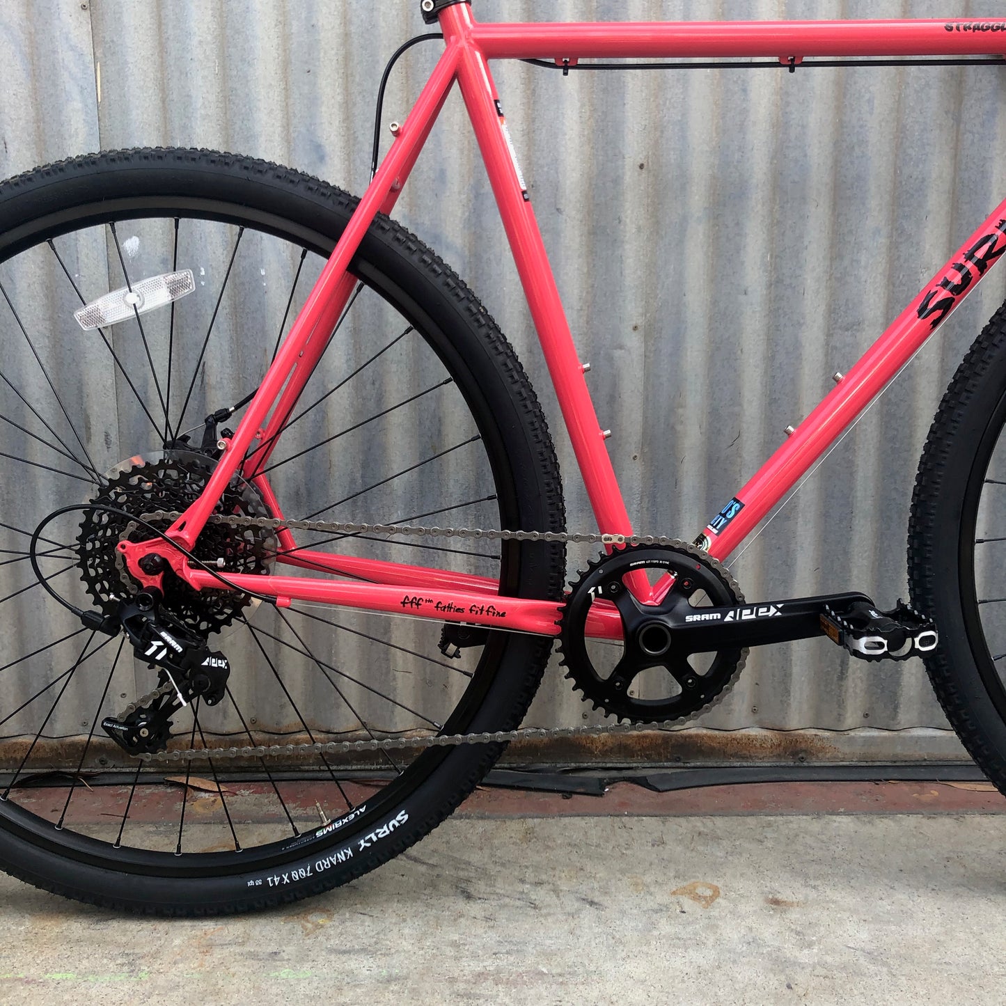 Surly Straggler - Brand New - Disc Brake - SRAM Brifter (Integrated Brake-Shifter) - New Spec 1 x Set-Up