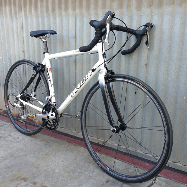 Trek pilot 2.1 road hot sale bike