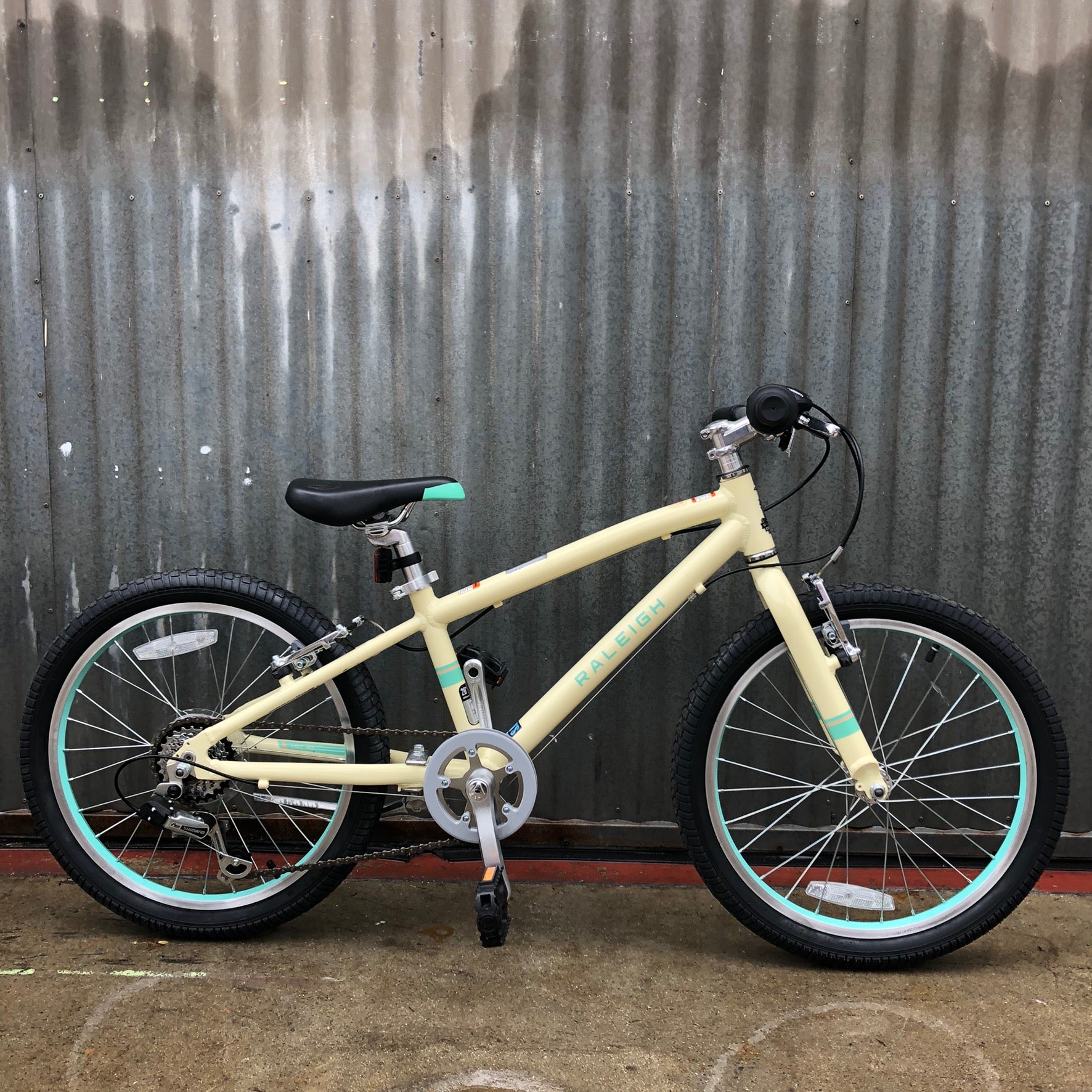 raleigh kinderfahrrad Raleigh Lily 20" Flat Bar Geared Handbrake City Bike