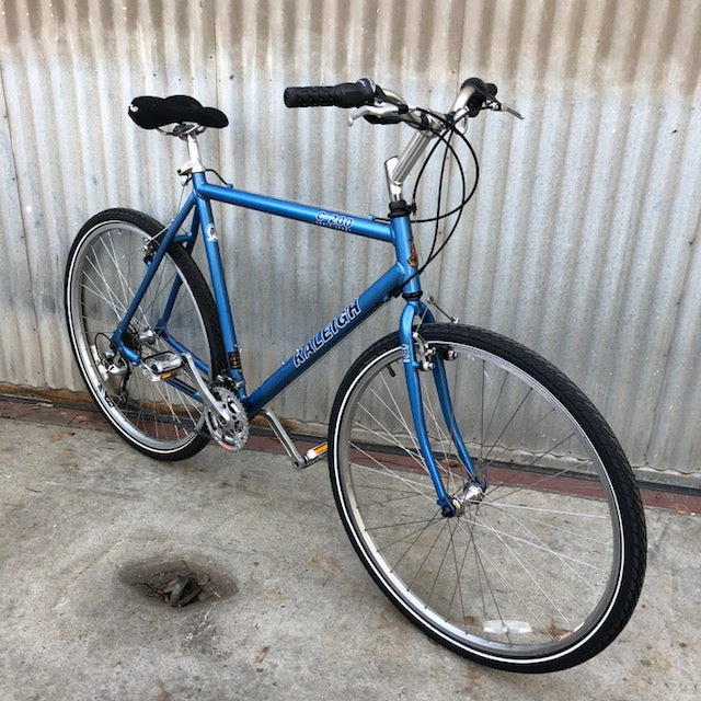 Raleigh Aluminum Basic City Street Transportation Bike