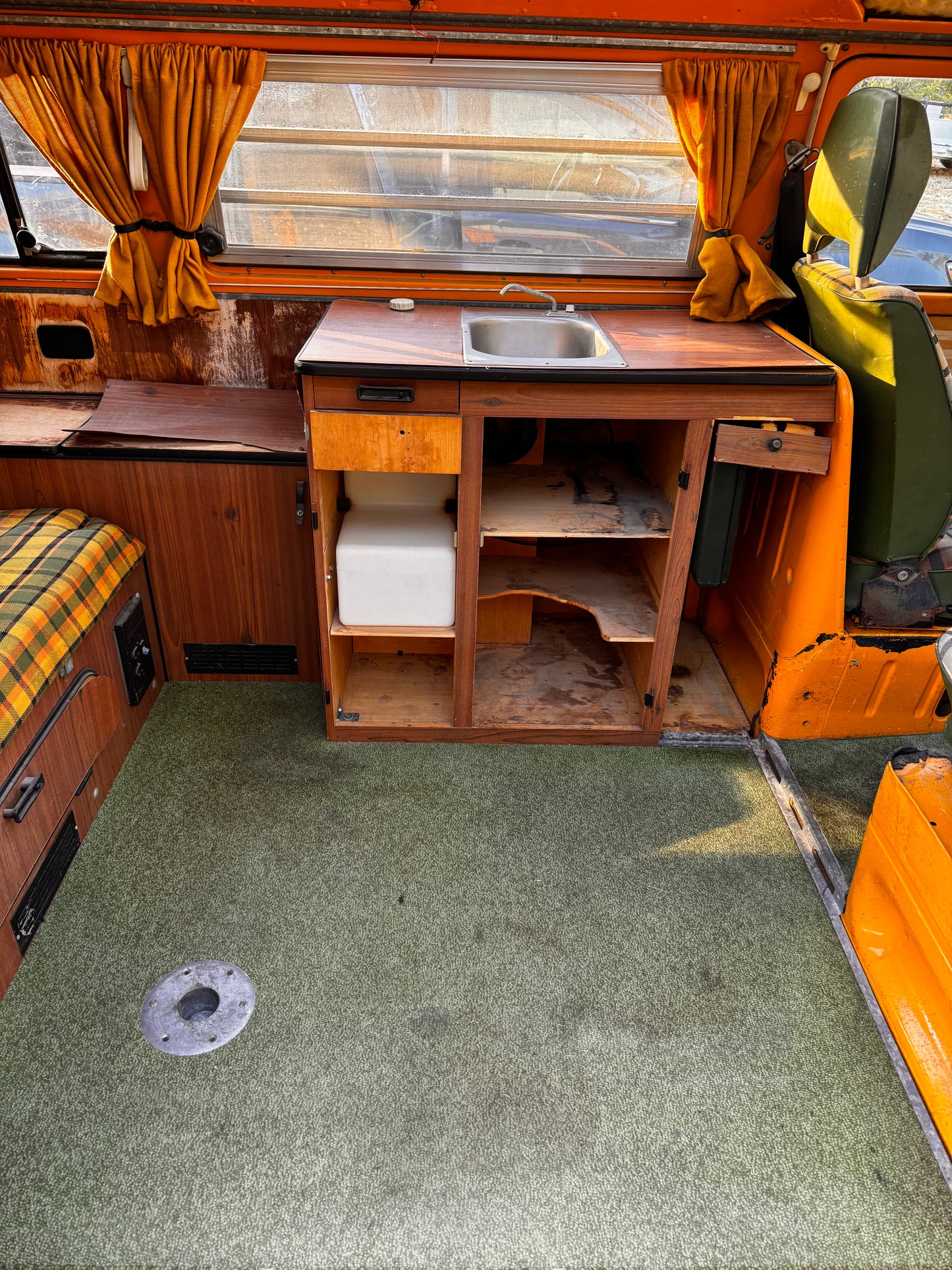 1977 Volkswagen Westfalia Bus
