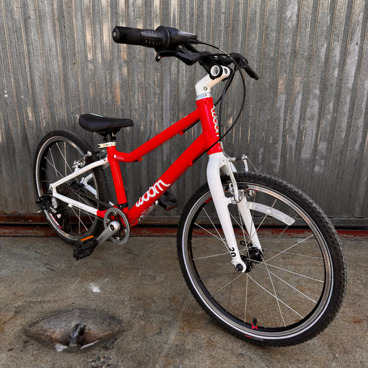 Used woom 4 Refurbished and Warrantied Kid's Bike